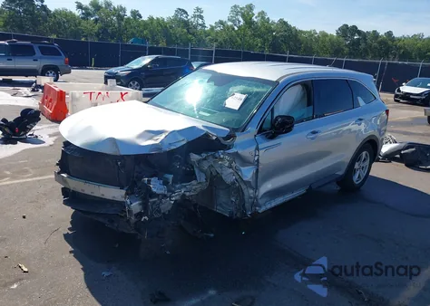 2021 Kia Sorento Lx z USA, uszkodzony, nr VIN 5XYRG4LC2MG021724